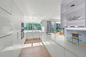 Pacific Regis Apartments