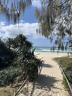 Pacific Regis Apartments