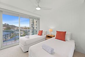 Pacific Regis Apartments