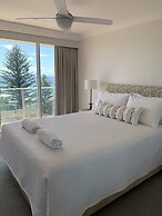 Pacific Regis Apartments