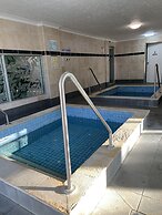 Pacific Regis Apartments