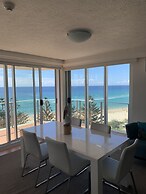 Pacific Regis Apartments