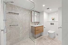 Pacific Regis Apartments