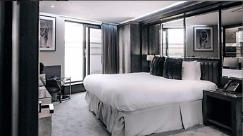 County Hotel & County Aparthotel Newcastle