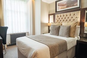 County Hotel & County Aparthotel Newcastle
