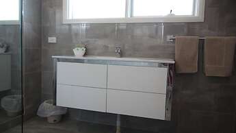 Cobram Colonial Motor Inn