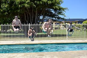 Beachway Motel & Restaurant