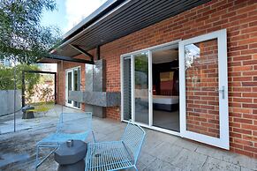 Riverview On Mount Street