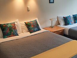 Pembrooke Motor Lodge