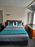 Pembrooke Motor Lodge