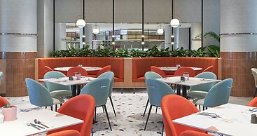 Resorts World Sentosa - Hotel Ora