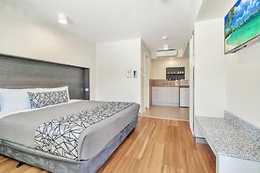 Surf Beach Motel Port