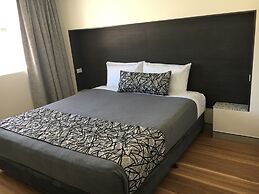 Surf Beach Motel Port