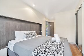 Surf Beach Motel Port