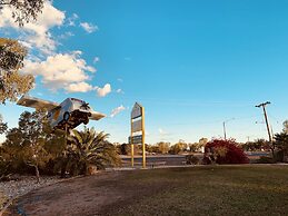 Lightning Ridge Outback Resort & Caravan Park