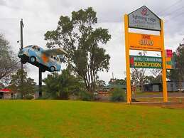 Lightning Ridge Outback Resort & Caravan Park
