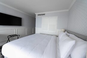The Beachcomber Hotel & Resort, an Ascend Collection Resort