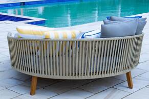 The Beachcomber Hotel & Resort, an Ascend Collection Resort