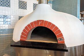 The Beachcomber Hotel & Resort, Ascend Hotel Collection