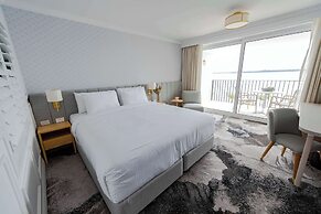 The Beachcomber Hotel & Resort, Ascend Hotel Collection