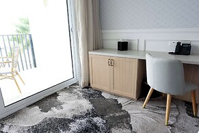 The Beachcomber Hotel & Resort, Ascend Hotel Collection