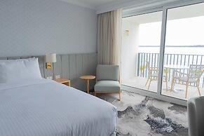 The Beachcomber Hotel & Resort, an Ascend Collection Resort