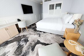 The Beachcomber Hotel & Resort, Ascend Hotel Collection