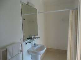 Alpine Glacier Motel