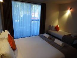 Alpine Glacier Motel