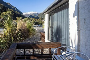 Alpine Glacier Motel