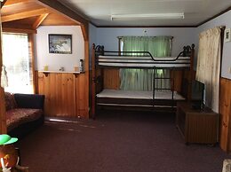 Crayfish Creek Van & Cabin Park