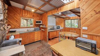 Crayfish Creek Van & Cabin Park