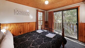 Crayfish Creek Van & Cabin Park