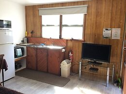 Crayfish Creek Van & Cabin Park