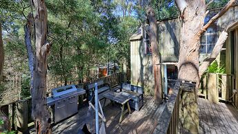 Crayfish Creek Van & Cabin Park