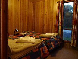 Crayfish Creek Van & Cabin Park