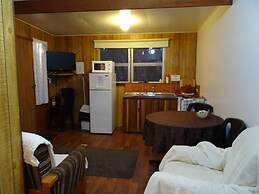 Crayfish Creek Van & Cabin Park