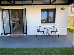 Cityville Luxury Apartments & Motel