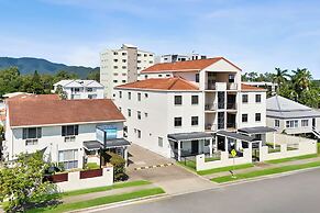 Cityville Apartments & Motel