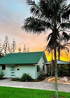 Poinciana Cottages