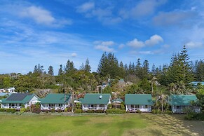 Poinciana Cottages
