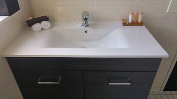 White Heron Motor Lodge