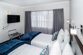 White Heron Motor Lodge