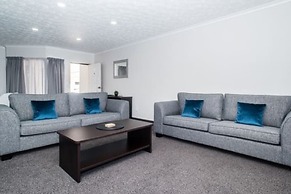 White Heron Motor Lodge