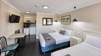 Country Leisure Motor Inn