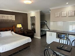 Country Leisure Motor Inn