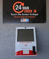 Country Leisure Motor Inn