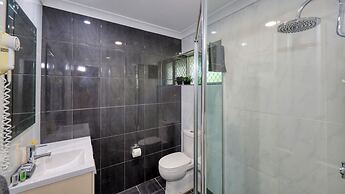 Country Leisure Motor Inn