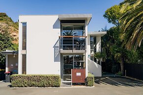 Sumner Bay Motel & Apartments