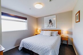 Sumner Bay Motel & Apartments